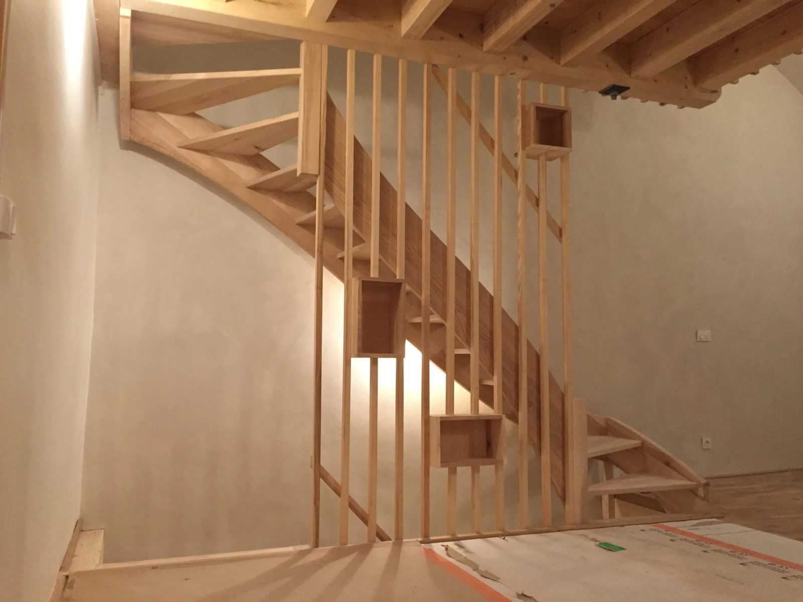 Escalier quart tournant claustra